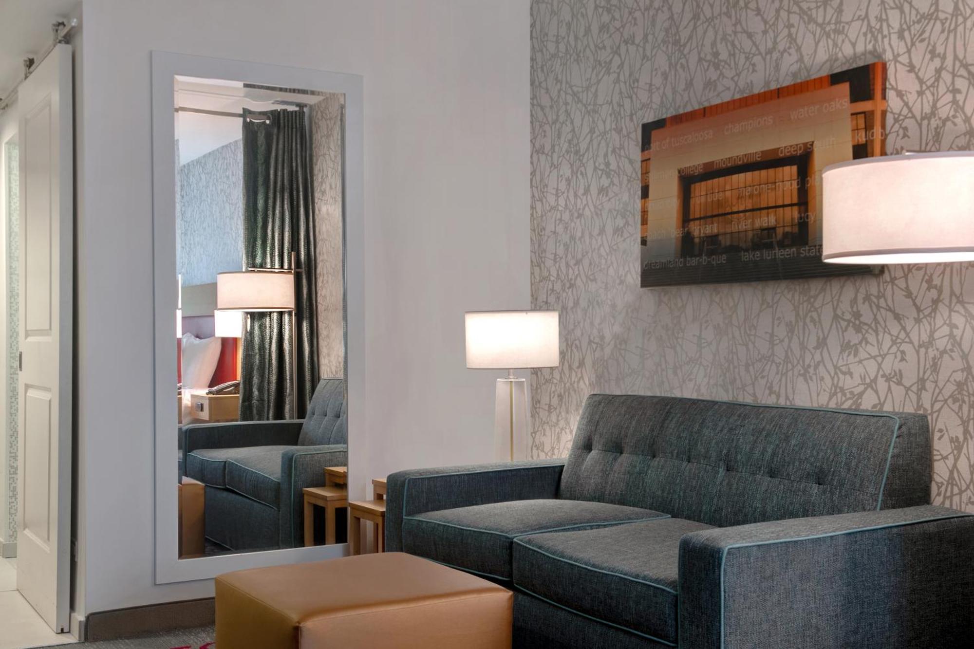 Home2 By Hilton Downtown Boulevard Hotel 3*
